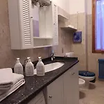 Agretta Sea View 베르나차